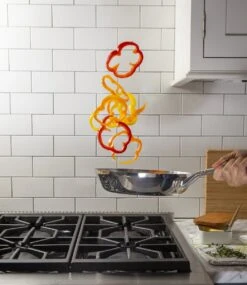 Saveur Selects Voyage Series - Triply RVS Koekenpannenset Inductie - 20cm - 25cm - Anti Aanbak - Levenslange Garantie - Luxe Pannenset 16 Saveur Selects Voyage Series - Triply RVS Koekenpannenset Inductie - 20cm - 25cm - Anti Aanbak - Levenslange Garantie - Luxe Pannenset -Keukengerei Winkel 1039x1200 1