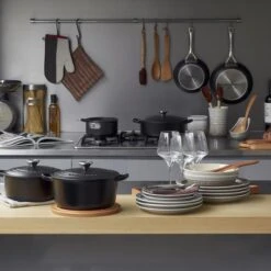 Le Creuset Signature Braadpan - 4,2 L - 24 Cm - Zwart 20 Le Creuset Signature Braadpan - 4,2 L - 24 Cm - Zwart -Keukengerei Winkel 1200x1200 1231