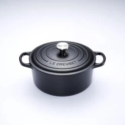 Le Creuset Signature Braadpan - 4,2 L - 24 Cm - Zwart 21 Le Creuset Signature Braadpan - 4,2 L - 24 Cm - Zwart -Keukengerei Winkel 1200x1200 1232