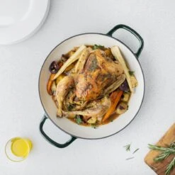 Navaris Gietijzeren Stoofpan Met Deksel- 3,5 Liter Gietijzeren Ovenschaal Van Email - Geschikt Voor Alle Warmtebronnen - Groen -Keukengerei Winkel 1200x1200 1298