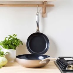 Greenpan Royal Wokpan Brons - 28 Cm -Keukengerei Winkel 1200x1200 307