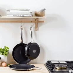 GreenPan Koekenpan - Royal Black - ø 28 Cm - Keramische Anti-aanbaklaag 12 GreenPan Koekenpan - Royal Black - ø 28 Cm - Keramische Anti-aanbaklaag -Keukengerei Winkel 1200x1200 414