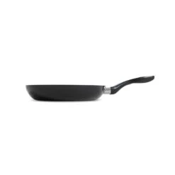 BK Easy Basic Ceramic Koekenpan Ø 28 Cm - Anti-aanbak - PFAS-vrij - Krasvast 23 BK Easy Basic Ceramic Koekenpan Ø 28 Cm - Anti-aanbak - PFAS-vrij - Krasvast -Keukengerei Winkel 1200x1200 564