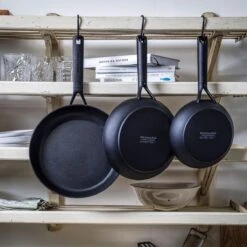 KitchenAid Classic Forged Aluminium Koekenpan ø20cm - Zwart - Inductie - Anti-aanbak -Keukengerei Winkel 1200x1200 638