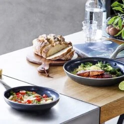 Dagelijkse Kost - Koekenpannenset 2-delig - ø20+28cm - Inductie - Anti-aanbak - PFAS-vrij -Keukengerei Winkel 1200x1200 652