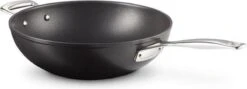 LE CREUSET - Les Forgees - Wokpan 30cm -Keukengerei Winkel 1200x433