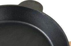 The Windmill Koekenpan Skillet Extra - 31,5 Cm - Gietijzer Zwart -Keukengerei Winkel 1200x782 2