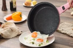 Royalty Line Inductie Pannenset - Luxe 14-delige Pannenset Marmeren Coating - Pannen Met Afneembare Handvaten - Oven-Ready - PFAS-Vrij - Voor Alle Warmtebronnen - Afneembare Koudgrepen - Antiaanbaklaag - Koekenpan Met Glazen Deksels - Roze -Keukengerei Winkel 1200x799 102