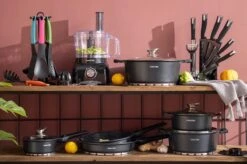 Swiss Pro+ - SWP41D22 - Pannenset 41 Delig - Foodprocessor - Messenblok 8 Delig - Kookgerei Set Met Houder 7 Delig - Starters Pakket - 2022 Serie - Limited Edition -uitzet -Keukengerei Winkel 1200x799 118