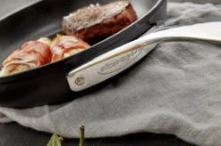 Demeyere Alu Pro Dura Glide Koekenpan - Ø 24 & Ø 28cm - Titanium -Keukengerei Winkel 1200x799 48