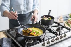 GreenPan Memphis Keramische Koekenpannenset - Ø24 + Ø28 Cm - PFAS-vrij -Keukengerei Winkel 1200x800 163