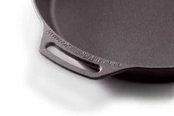 Petromax Fp30-t, Skillet, 28 Cm, Pan Met Steel, Gietijzer, Zwart 14 Petromax Fp30-t, Skillet, 28 Cm, Pan Met Steel, Gietijzer, Zwart -Keukengerei Winkel 1200x800 96
