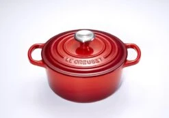 Le Creuset Signature Braadpan - 4,2 L - 24 Cm - Kersenrood -Keukengerei Winkel 1200x839 5
