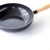 GreenChef Vintage Wokpan 28cm/3.7L - Zwart - Inductie - PFAS-vrij 2 GreenChef Vintage Wokpan 28cm/3.7L - Zwart - Inductie - PFAS-vrij -Keukengerei Winkel 1200x881