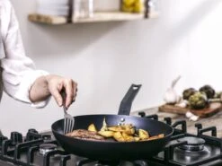 BK Solid Steel Koekenpan Ø 26 Cm - Plaatstaal - Inductie - BBQ 11 BK Solid Steel Koekenpan Ø 26 Cm - Plaatstaal - Inductie - BBQ -Keukengerei Winkel 1200x900 52