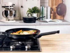BK Easy Induction Ceramic Koekenpan - Ø28 Cm - PFAS-vrij -Keukengerei Winkel 1200x907 4