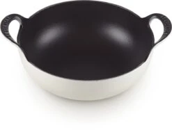 Le Creuset Gietijzeren Balti-pan In Meringue 24 Cm 2,7l -Keukengerei Winkel 1200x908 1