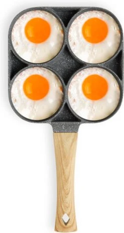 Magnani - Eierpan - 4 Bakplaten Van ⌀ 8 Cm - Voor Gas- En Elektrische Kookplaten - Aluminium - Houten Handvat - 38 X 18.7 X 2 Cm -Keukengerei Winkel 643x1200