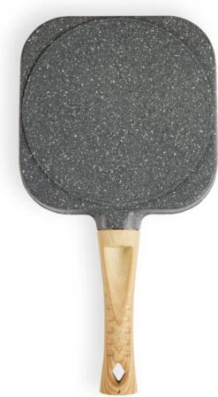 Magnani - Eierpan - 4 Bakplaten Van ⌀ 8 Cm - Voor Gas- En Elektrische Kookplaten - Aluminium - Houten Handvat - 38 X 18.7 X 2 Cm -Keukengerei Winkel 661x1200 1