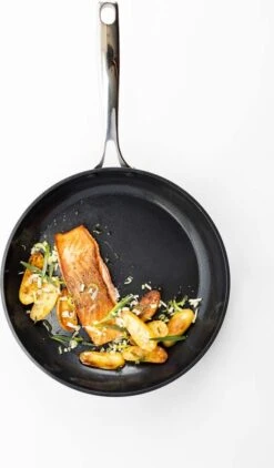 BK Superior Koekenpan - Ø 24 Cm - Keramisch - Inductie 10 BK Superior Koekenpan - Ø 24 Cm - Keramisch - Inductie -Keukengerei Winkel 703x1200 1