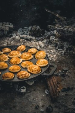 The Windmill Poffertjespan 30 Cm Gietijzer 2,3 Kg Zwart -Keukengerei Winkel 800x1200 14